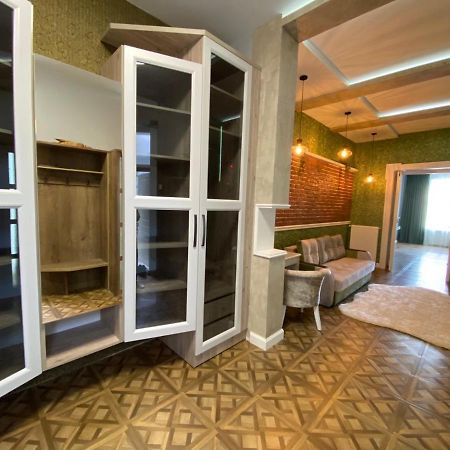 Apartment On Balabana Street Lviv Exterior foto