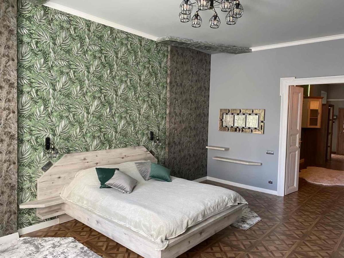 Apartment On Balabana Street Lviv Exterior foto
