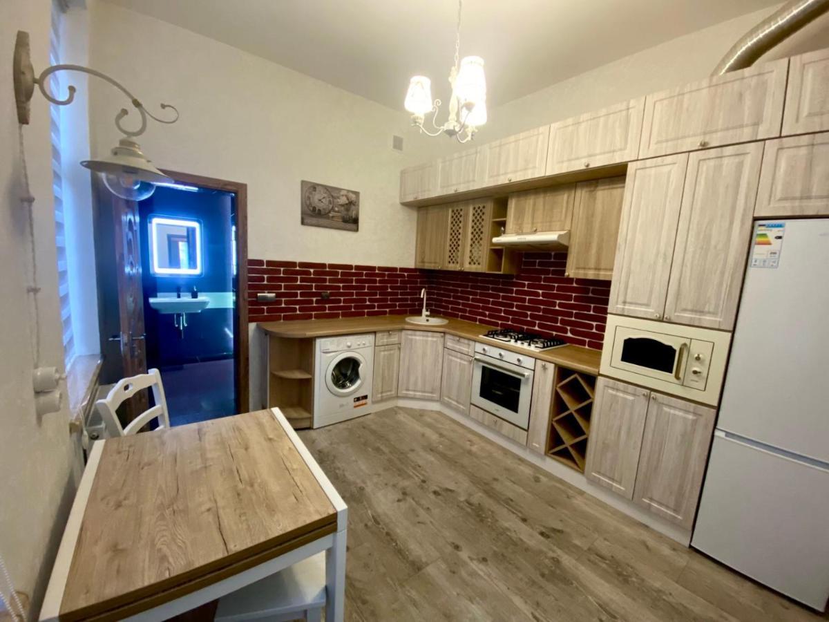 Apartment On Balabana Street Lviv Exterior foto